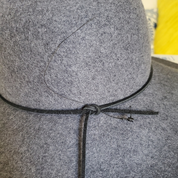 Phenix Gray Hat with Curved Brim and Adjustable Strap NWOT - Picture 6 of 11